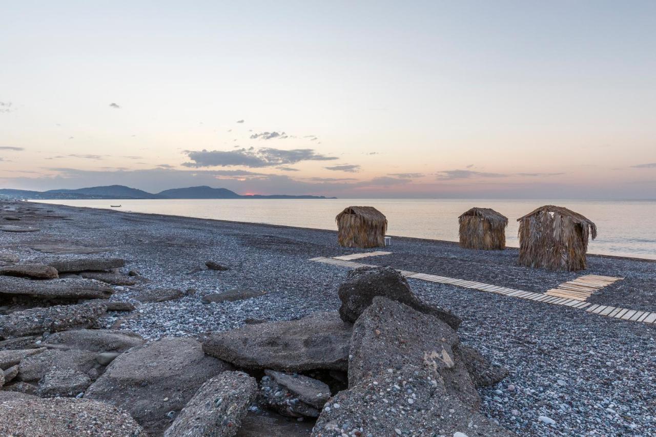 Eco Beach And Magic Garden Hotel Генади Екстериор снимка